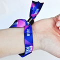 pulseras estampadas con nuestra cinta para pulseras
